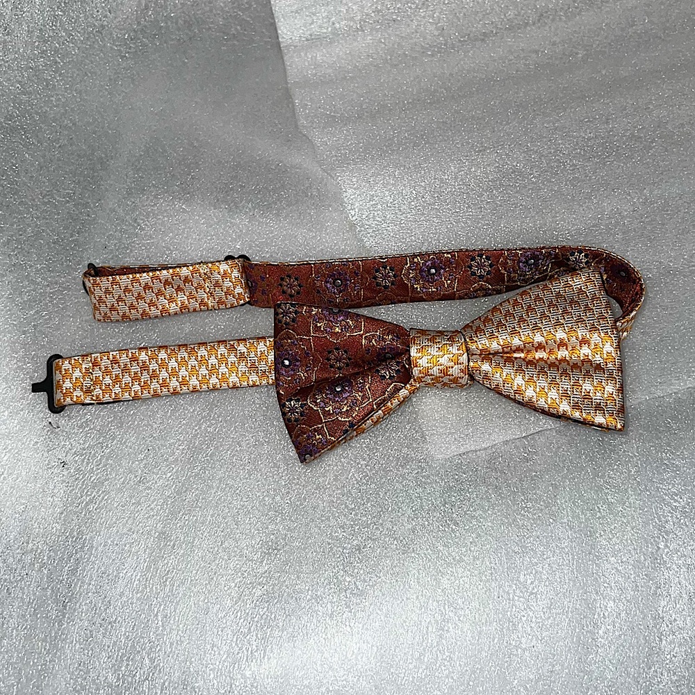 Red & Orange Retro Patterned Small Adjustable Neck Tie One Size - Picture 6 of 10